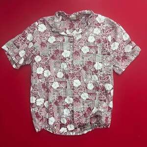 vintage Royal Creations Mens XL Short Sleeve Button Hawaiian floral shirt red